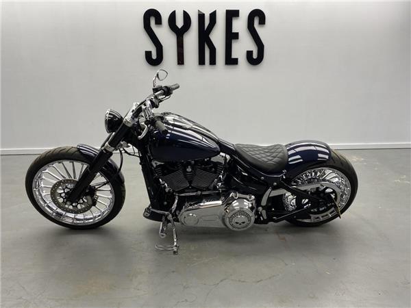 2015 Harley-Davidson Breakout