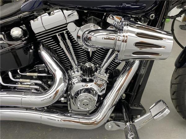 2015 Harley-Davidson Breakout