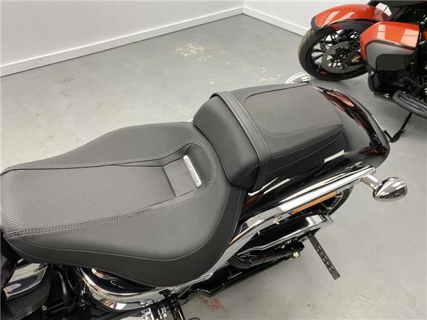 2025 Harley-Davidson Breakout