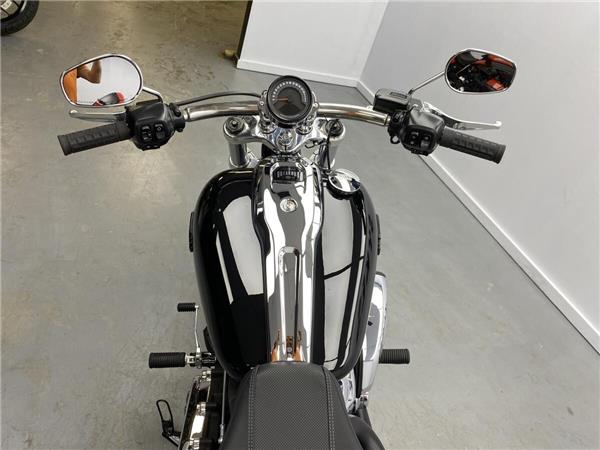 2025 Harley-Davidson Breakout