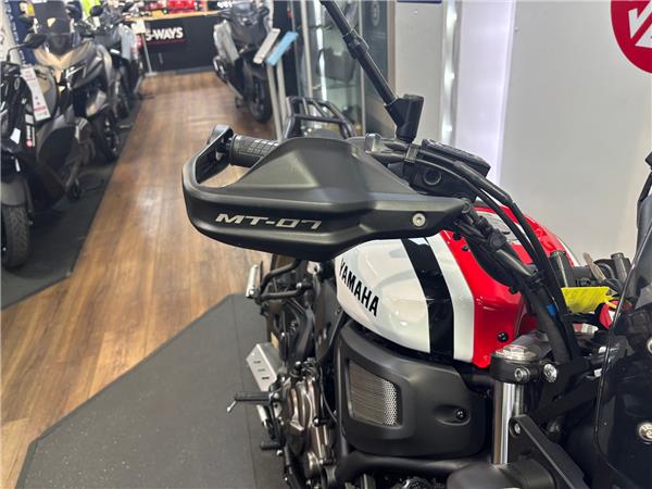 2021 YAMAHA XSR700