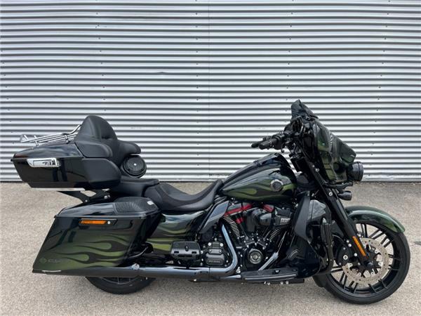 2022 Harley-Davidson FXR Super Glide