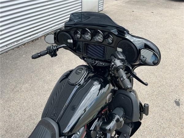 2022 Harley-Davidson FXR Super Glide
