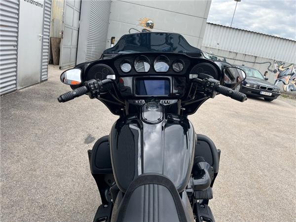 2022 Harley-Davidson FXR Super Glide
