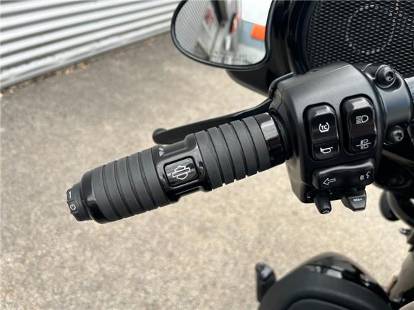 2022 Harley-Davidson FXR Super Glide