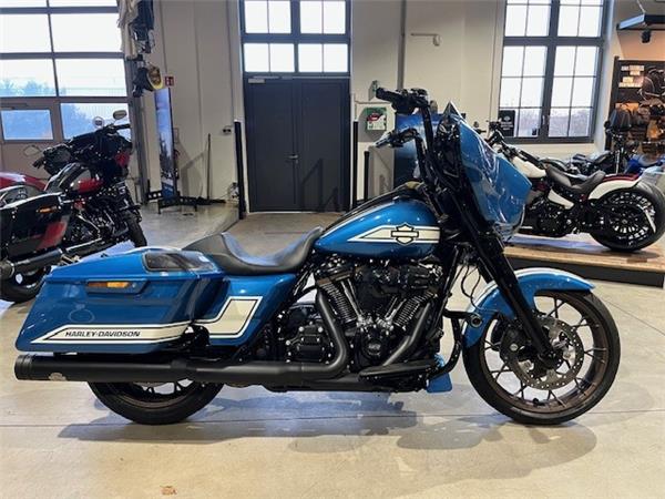 STREET GLIDE ST 