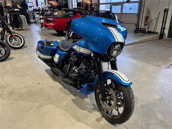 STREET GLIDE ST 