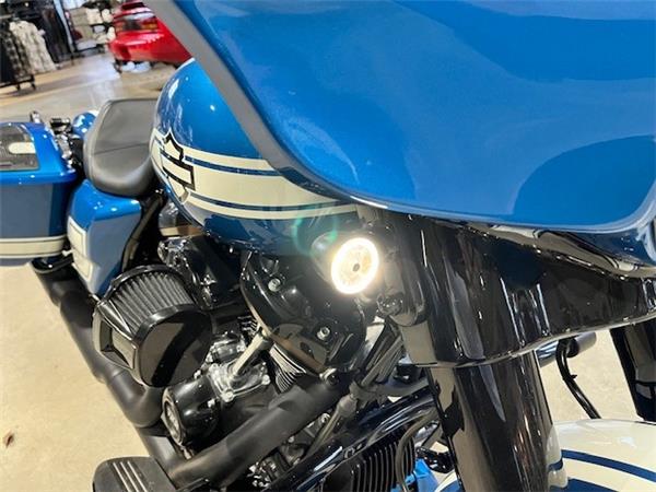 STREET GLIDE ST 