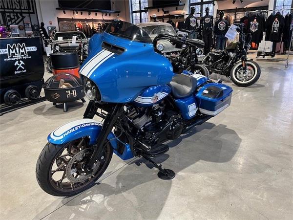 STREET GLIDE ST 