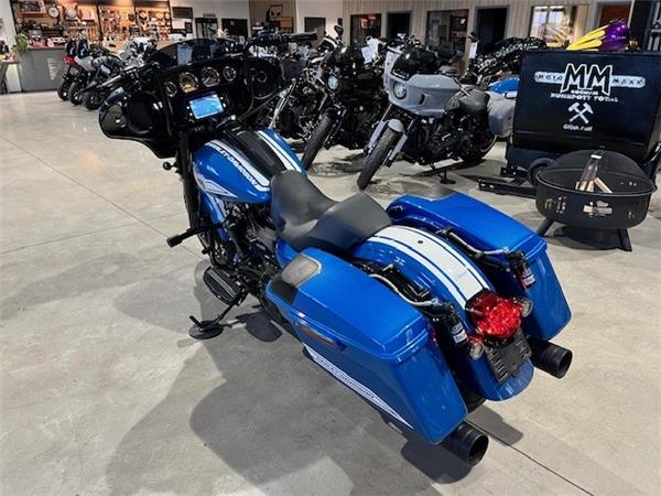 STREET GLIDE ST 