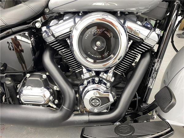 2025 Harley-Davidson Heritage Classic