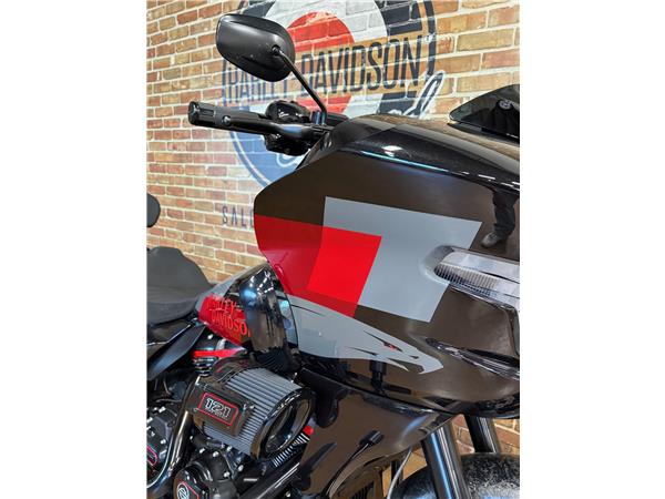 2025 HARLEY-DAVIDSON ROAD GLIDE