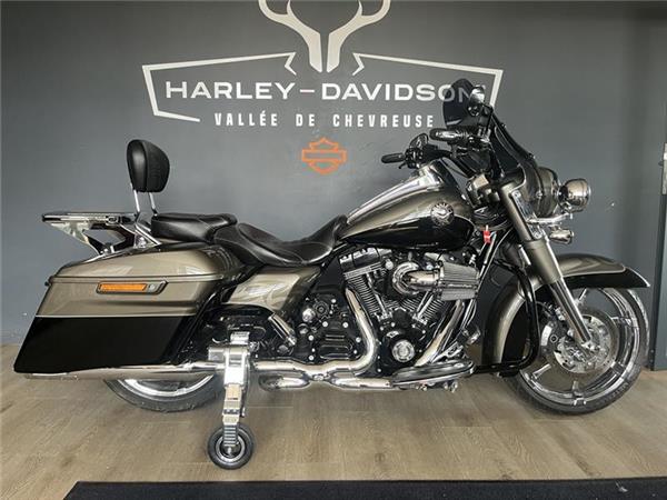 2014 HARLEY-DAVIDSON ROAD KING