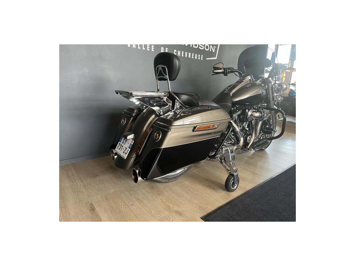 2014 HARLEY-DAVIDSON ROAD KING