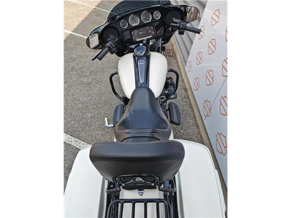 2018 HARLEY-DAVIDSON STREET GLIDE