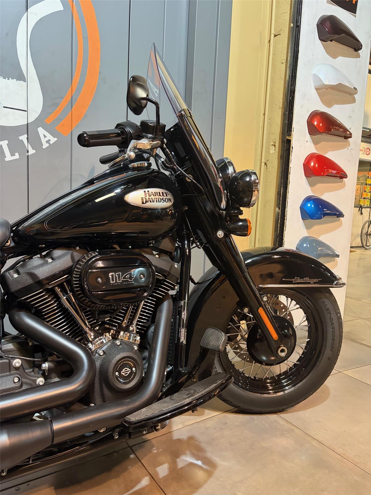 2025 HARLEY-DAVIDSON HERITAGE