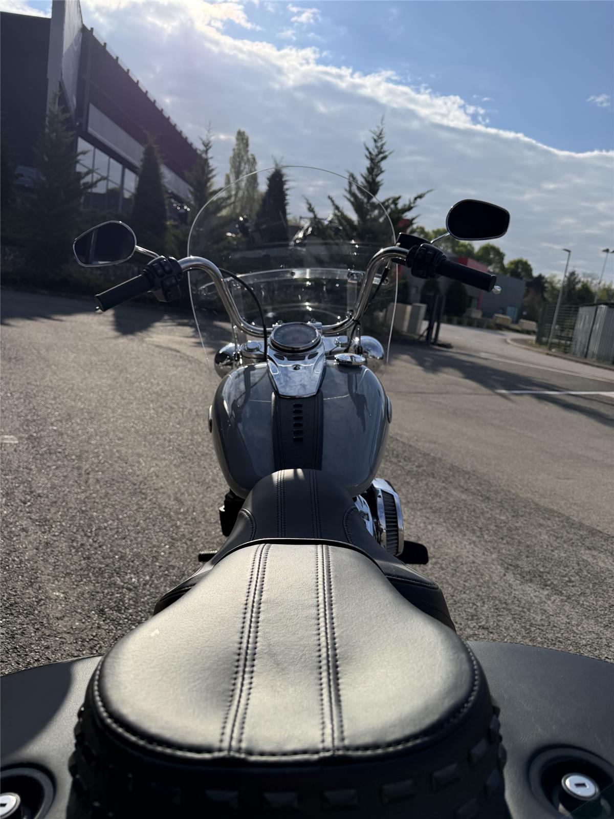 2026 HARLEY-DAVIDSON HERITAGE