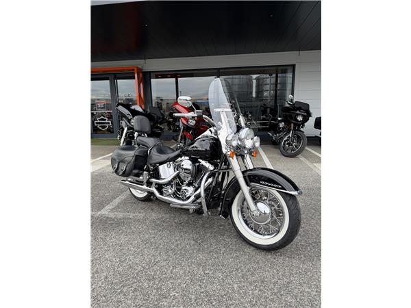 2017 HARLEY-DAVIDSON DELUXE