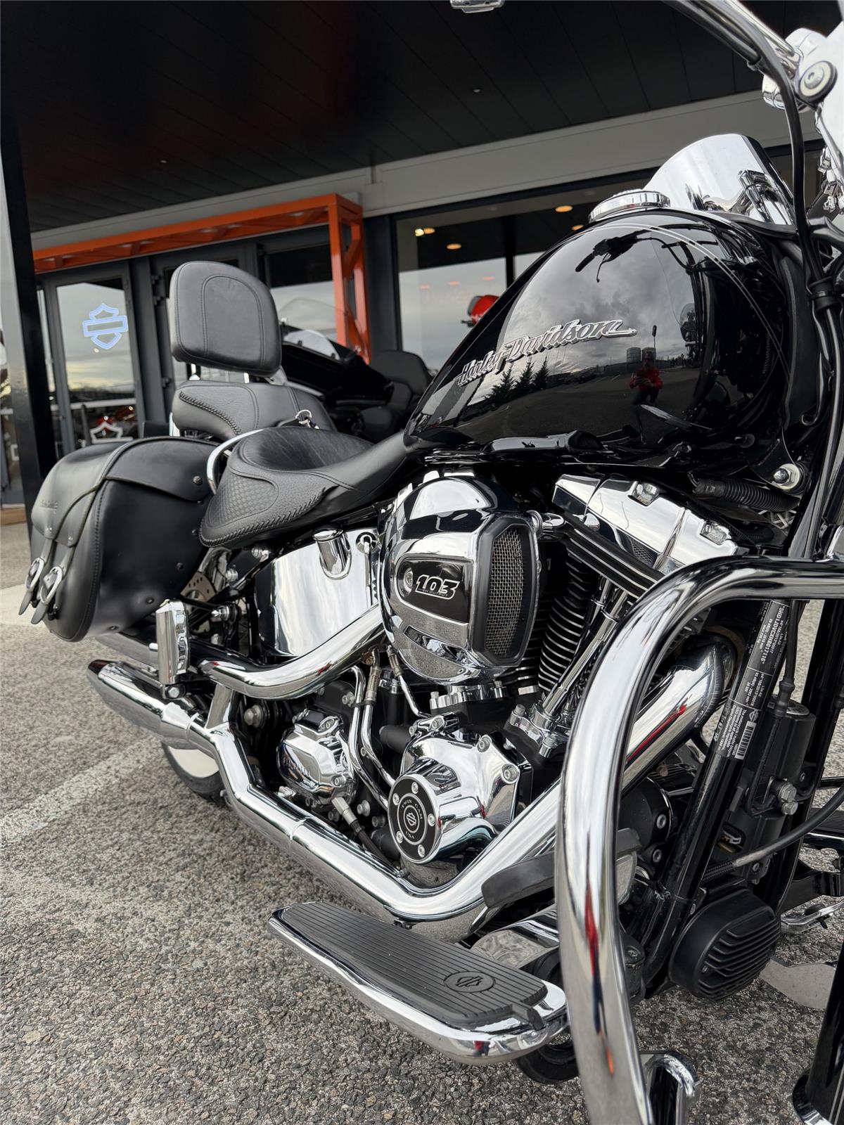 2017 HARLEY-DAVIDSON DELUXE