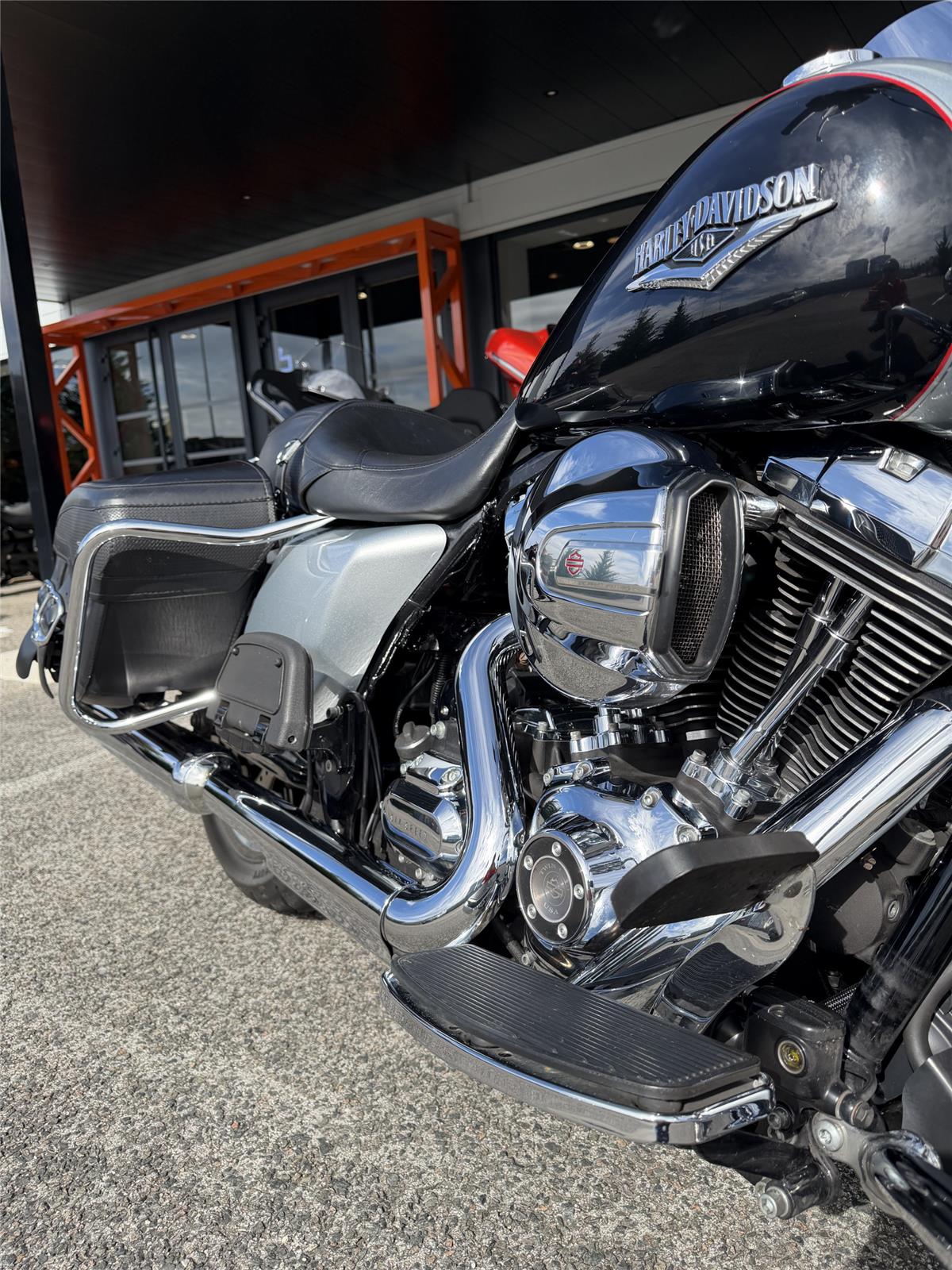 2016 HARLEY-DAVIDSON ROAD KING