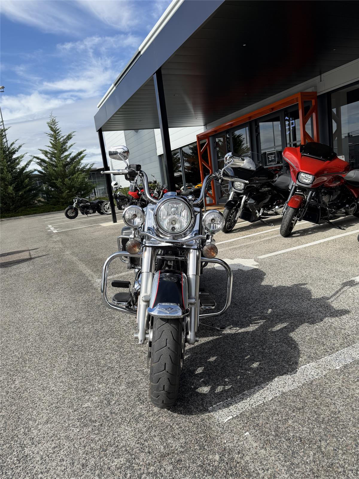 2016 HARLEY-DAVIDSON ROAD KING