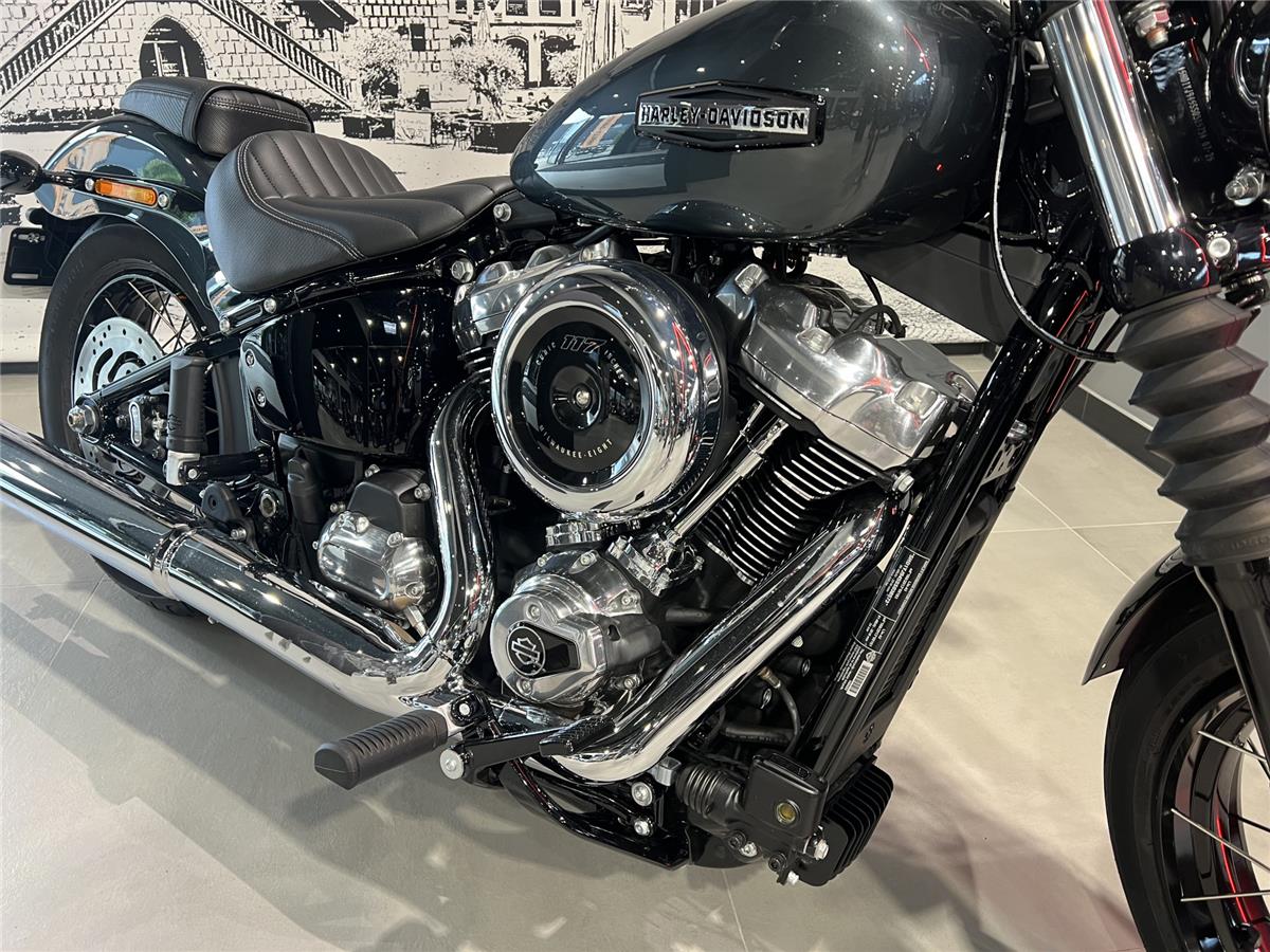 2025 HARLEY-DAVIDSON STREET BOB