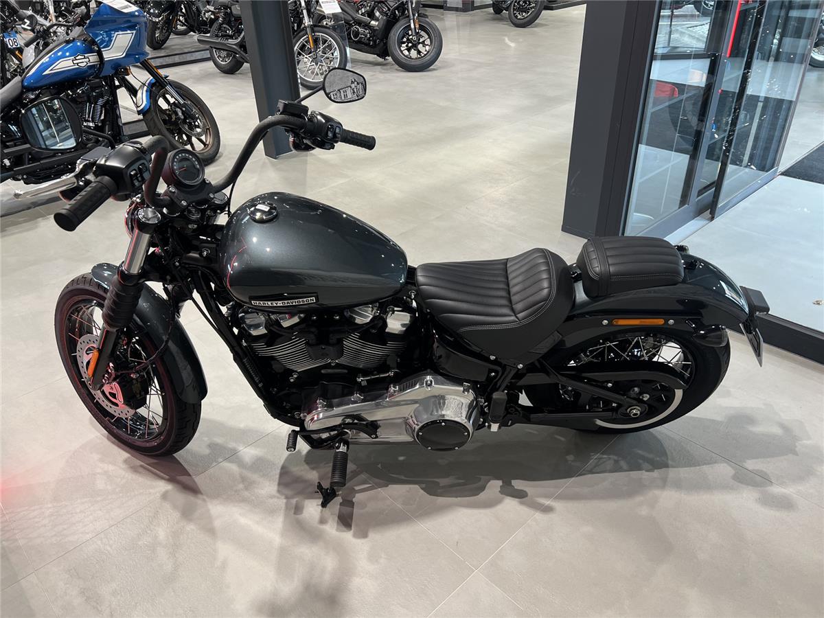 2025 HARLEY-DAVIDSON STREET BOB