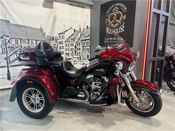 2015 HARLEY-DAVIDSON TRI GLIDE