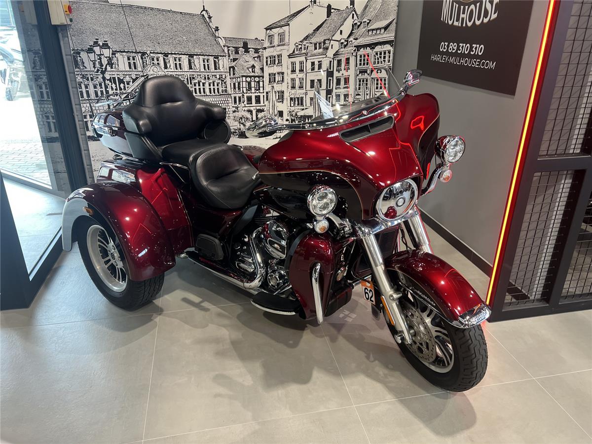 2015 HARLEY-DAVIDSON TRI GLIDE