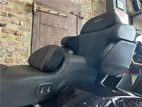 2023 Harley-Davidson CVO