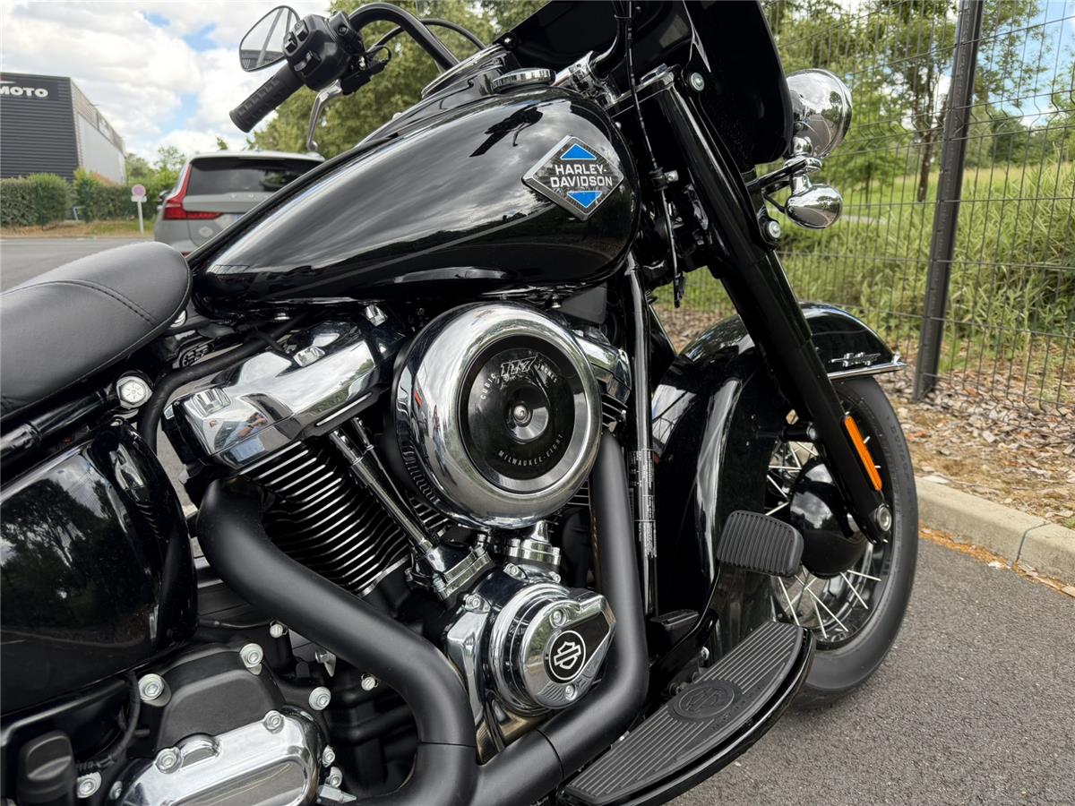 2025 HARLEY-DAVIDSON HERITAGE