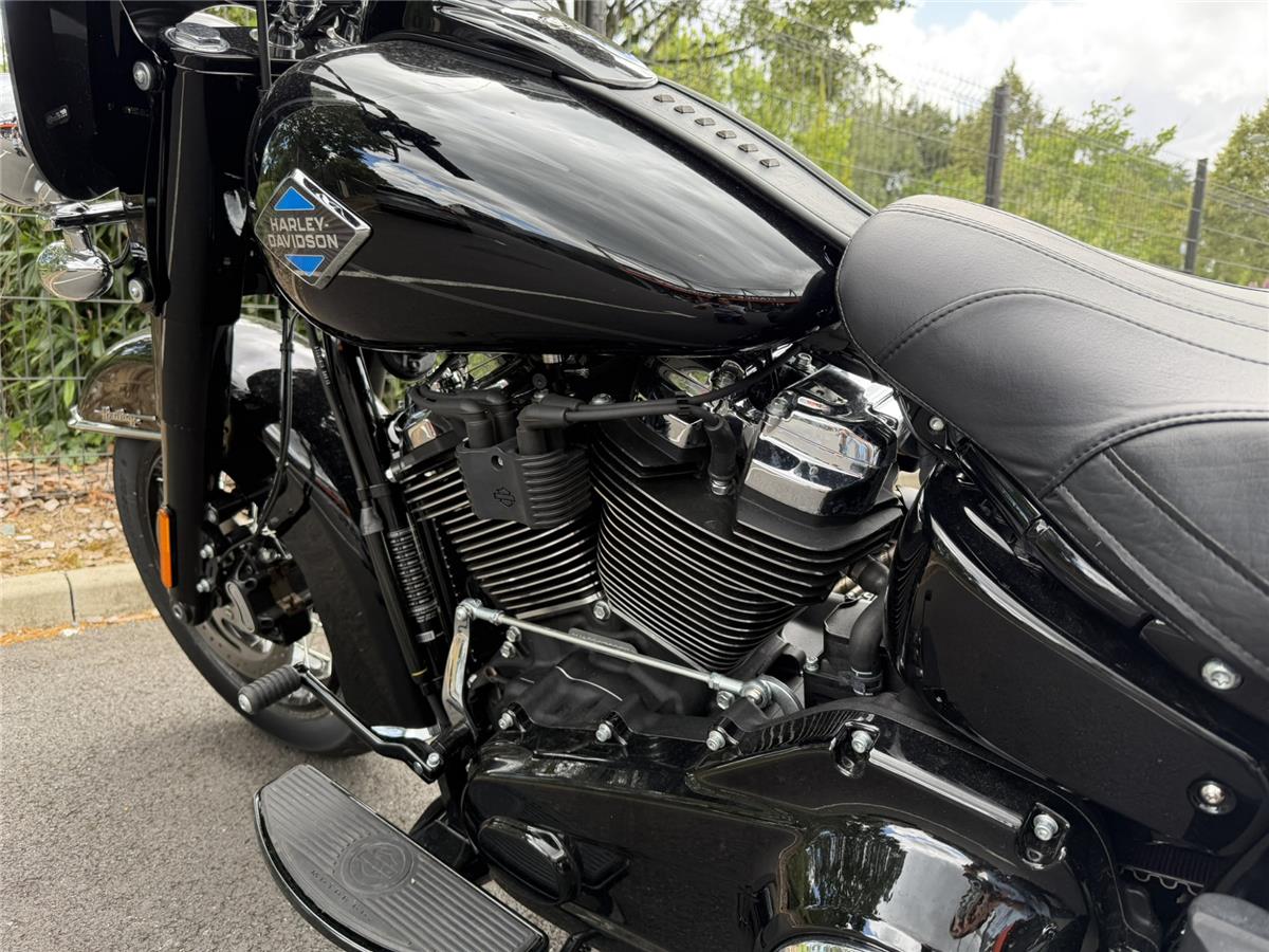 2025 HARLEY-DAVIDSON HERITAGE