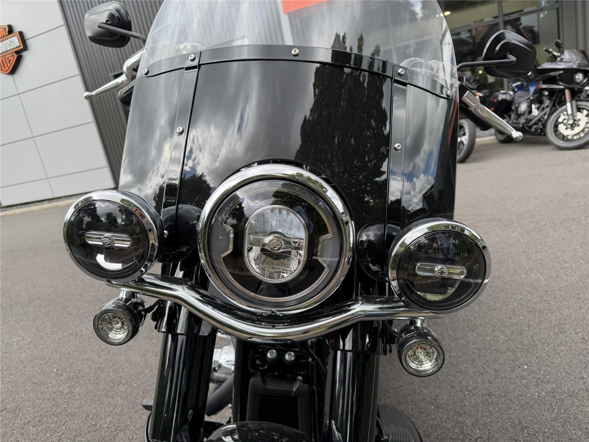 2025 HARLEY-DAVIDSON HERITAGE