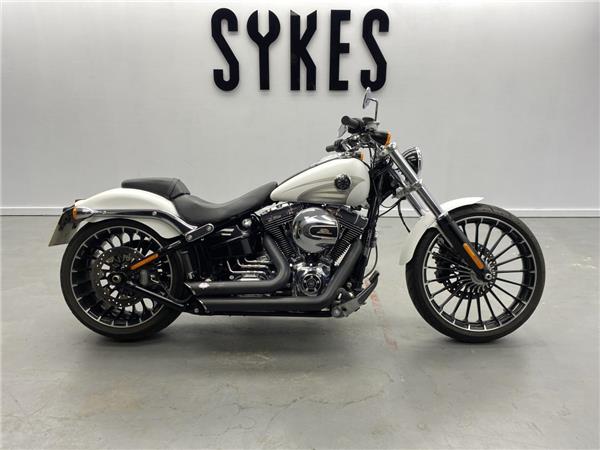 2017 Harley-Davidson Breakout