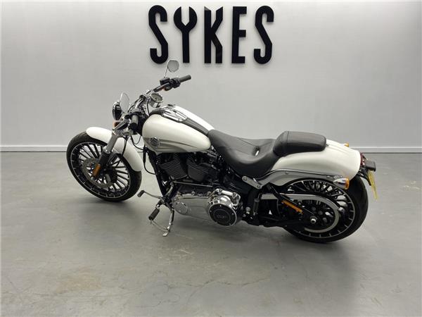 2017 Harley-Davidson Breakout