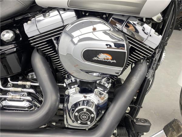 2017 Harley-Davidson Breakout