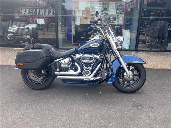 2022 HARLEY-DAVIDSON SOFTAIL FLHC HERITAGE CLASSIC