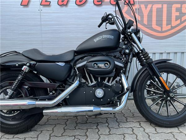 Iron 883 