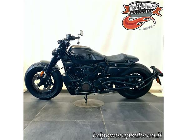 HARLEY-DAVIDSON SPORTSTER S 