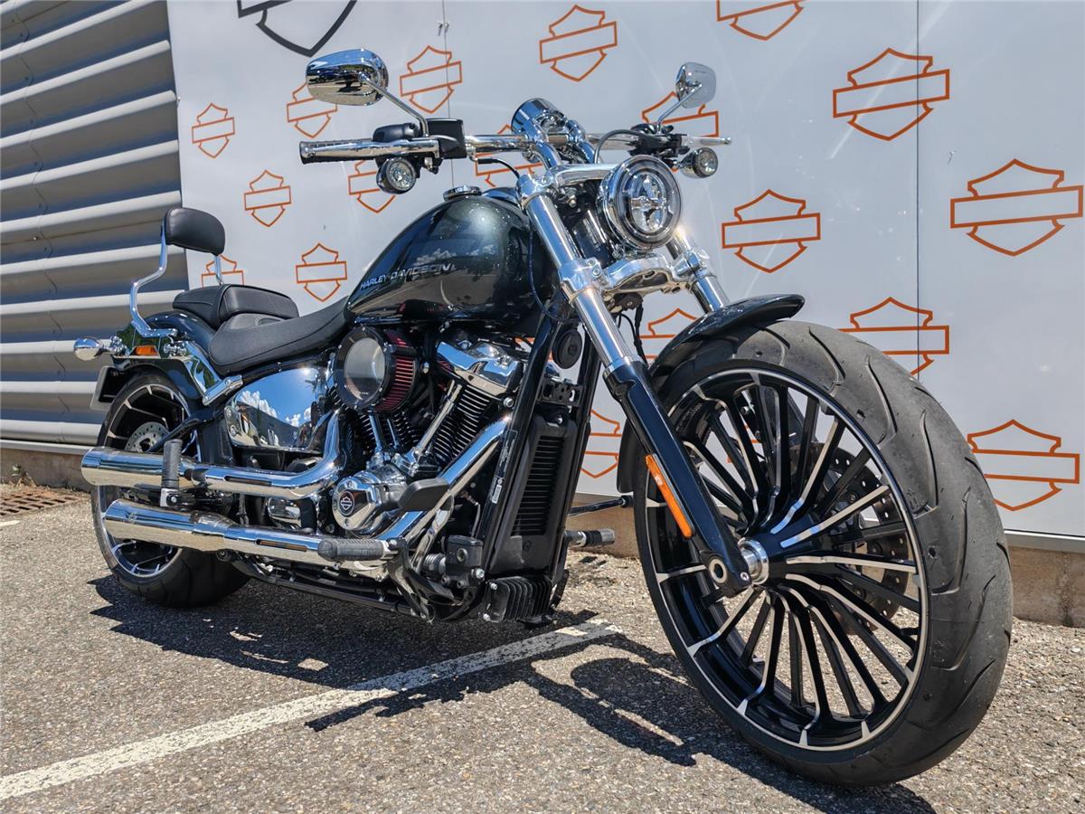2026 HARLEY-DAVIDSON BREAKOUT