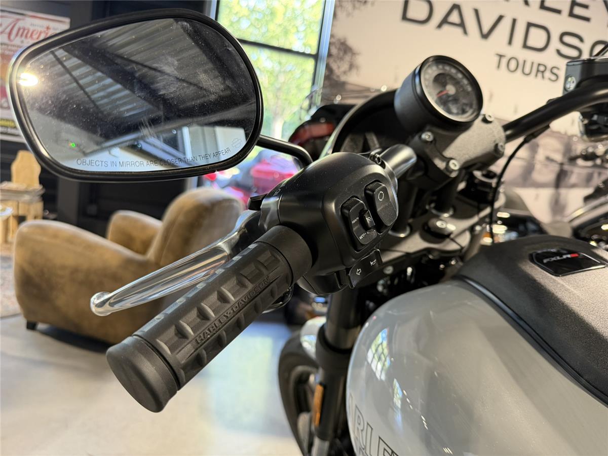 2025 HARLEY-DAVIDSON LOW RIDER
