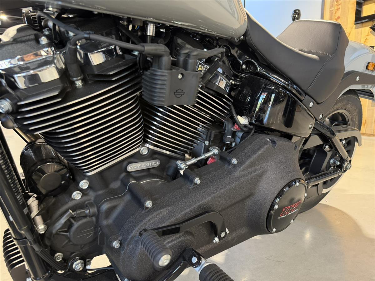 2025 HARLEY-DAVIDSON LOW RIDER