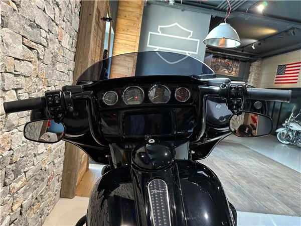 2020 harley-davidson FLHXS Street Glide Special 114