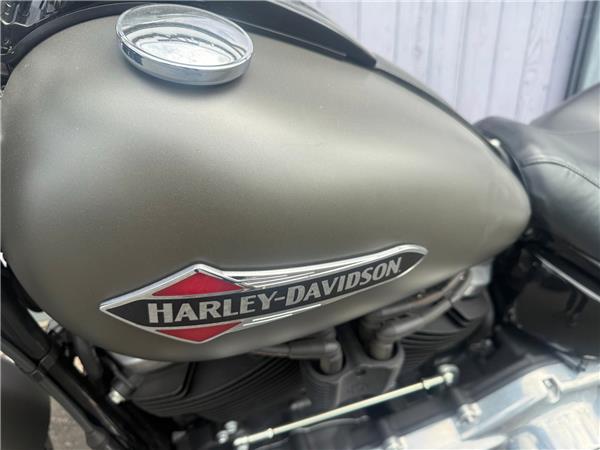 2018 HARLEY-DAVIDSON SOFTAIL FLS SLIM