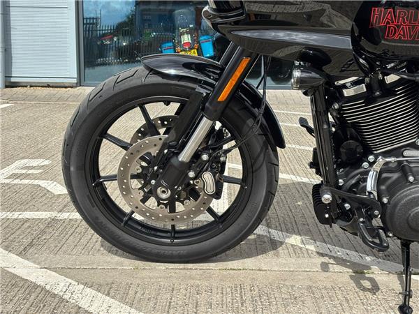 2025 HARLEY-DAVIDSON LOW RIDER ST