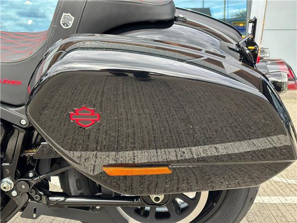 2025 HARLEY-DAVIDSON LOW RIDER ST