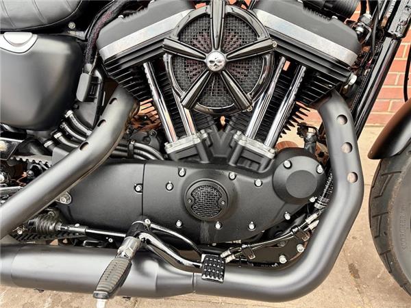 2017 HARLEY-DAVIDSON SPORTSTER XL883N IRON