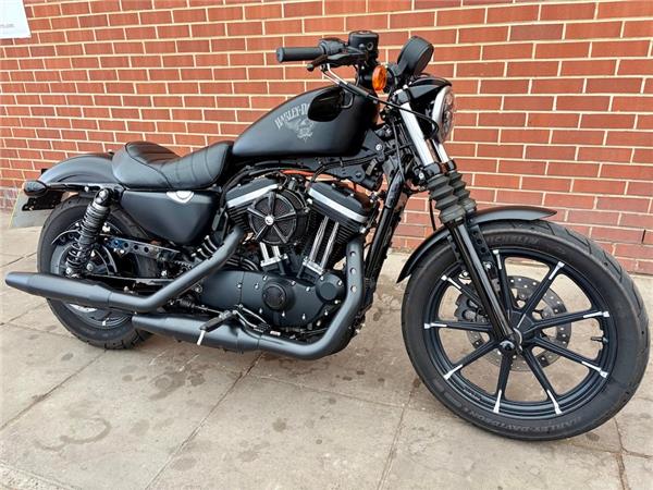 2017 HARLEY-DAVIDSON SPORTSTER XL883N IRON