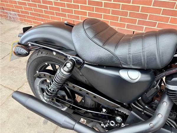 2017 HARLEY-DAVIDSON SPORTSTER XL883N IRON