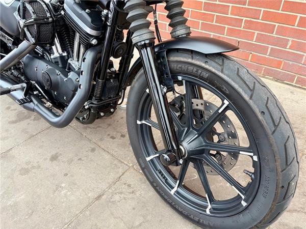 2017 HARLEY-DAVIDSON SPORTSTER XL883N IRON